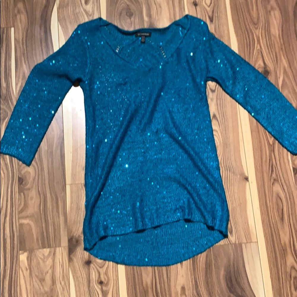 Blue sequinned top